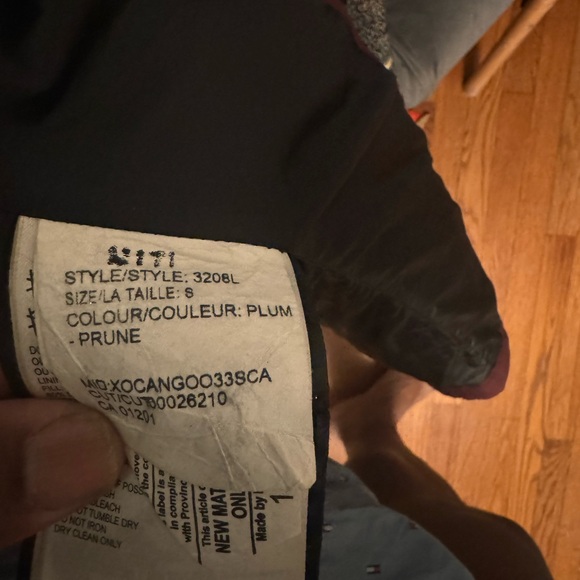 Canada Goose
Rowley Parka Heritage
Size Small - Picture 5 of 8